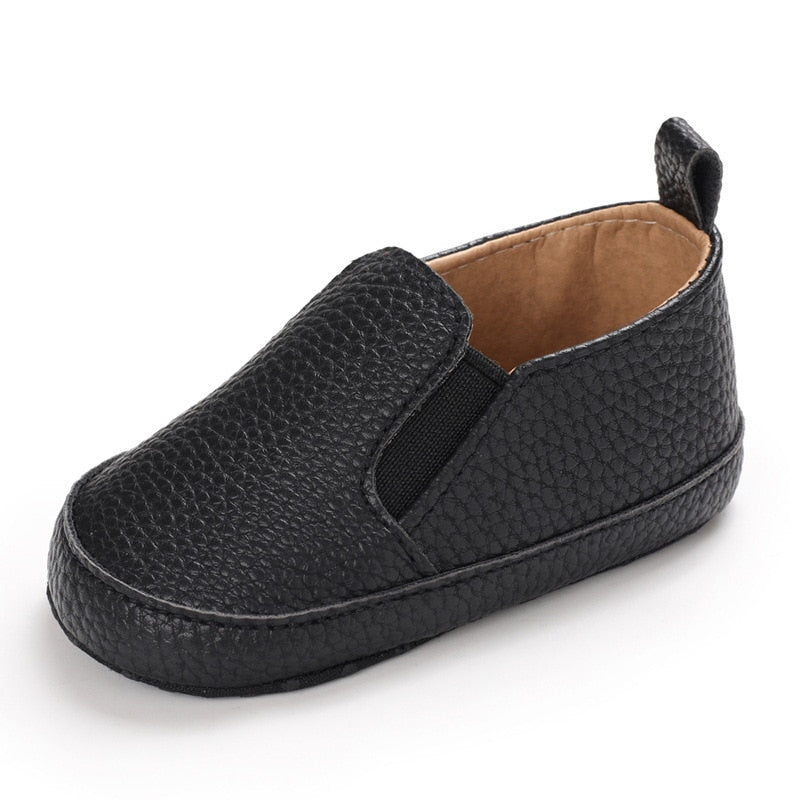 Unifarbene Slip-On-Mokassins aus Kunstleder für Babys