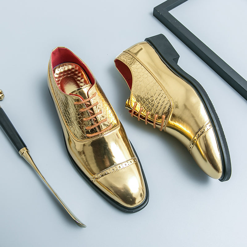 Elegante goldene Loafer mit Schlangendesign für Herren