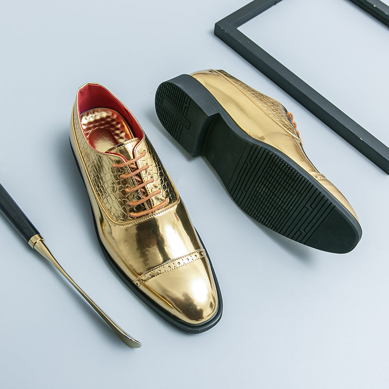 Elegante goldene Loafer mit Schlangendesign für Herren
