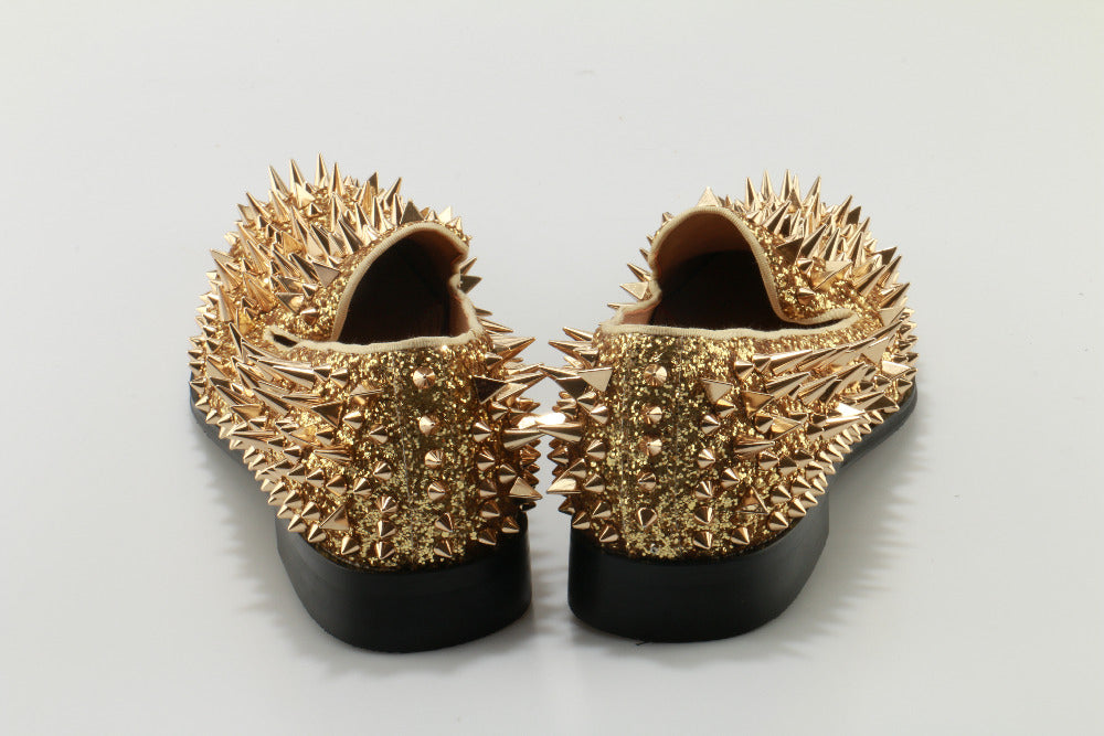 Goldene Nieten-Loafer für Herren