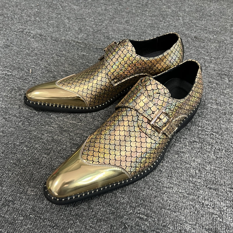 Goldene spitze Mokassins für Herren