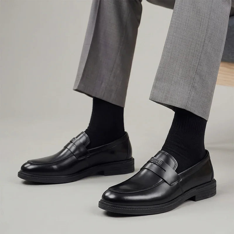 Schwarzer Herren-Loafer im Business-Stil mit dicker Sohle, Ansicht 1