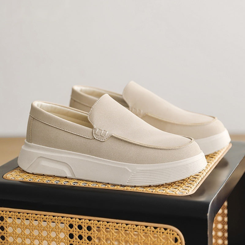Cremefarbener Herren-Mokassin mit Plateausohle in Beige, Detailansicht