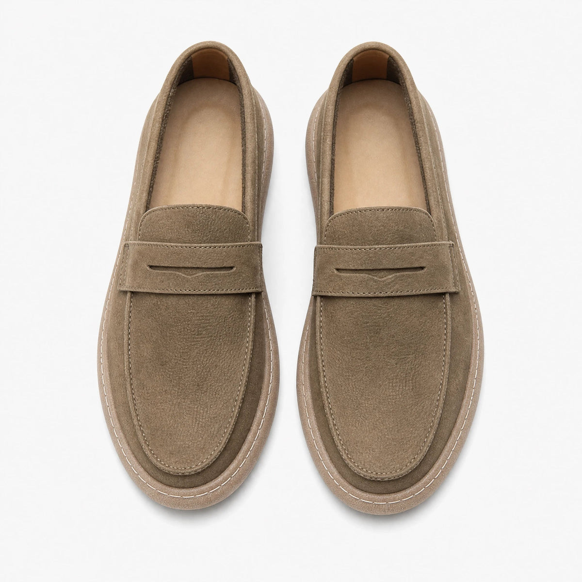 Herren-Mokassin aus Leder mit Riemen und dicker Sohle in Taupe