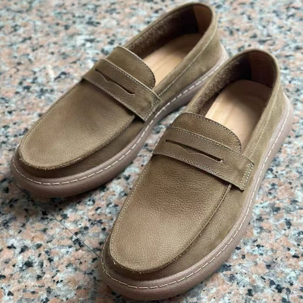 Herren-Mokassin aus Leder mit Riemen und dicker Sohle in Khaki, Detailansicht