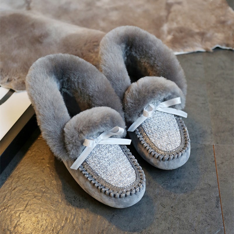 Gefütterte Wildleder-Mokassins im indianischen Stil mit Tweed-Schaft