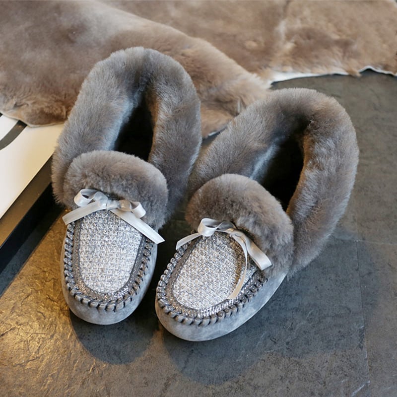 Gefütterte Wildleder-Mokassins im indianischen Stil mit Tweed-Schaft