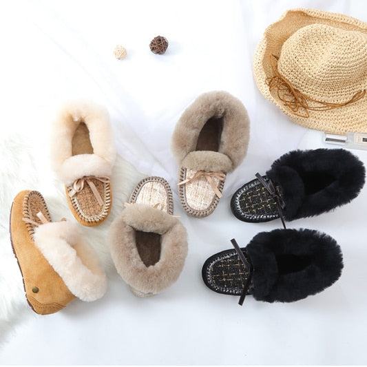 Gefütterte Wildleder-Mokassins im indianischen Stil mit Tweed-Schaft