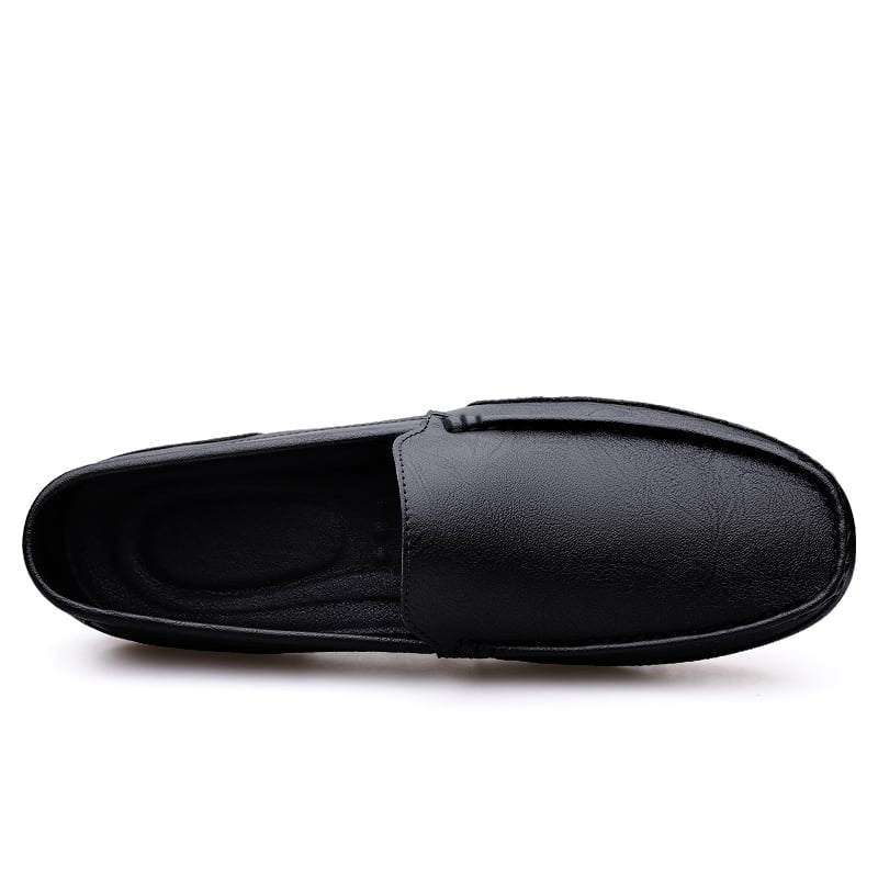 Klassische atmungsaktive Loafer aus Kunstleder