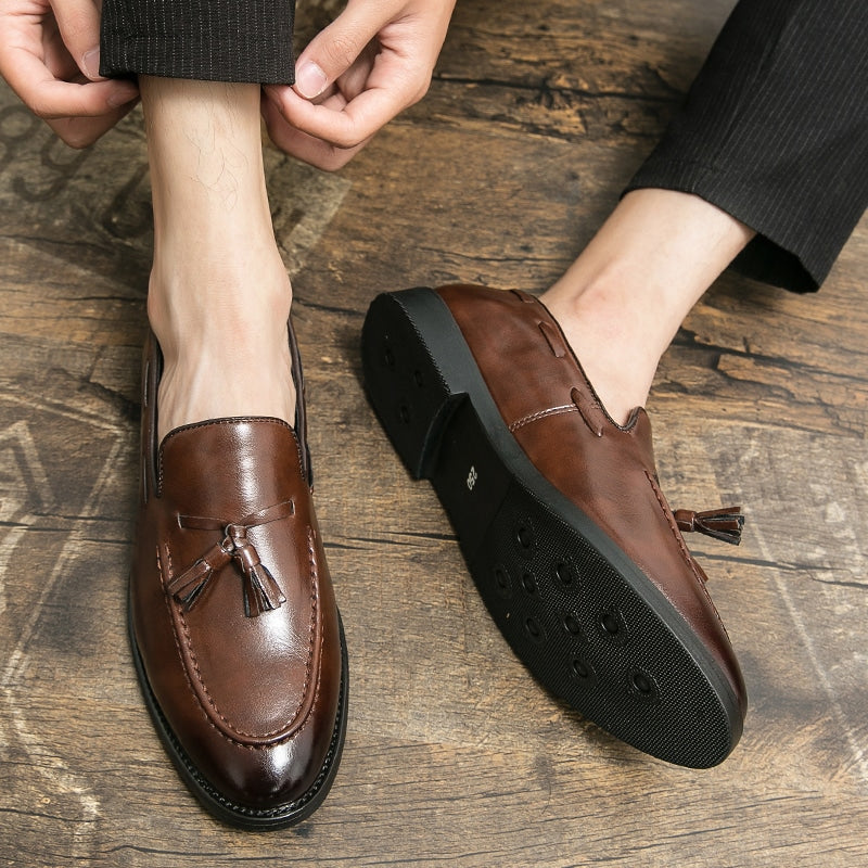 Klassische Quasten-Loafer aus glattem Kunstleder