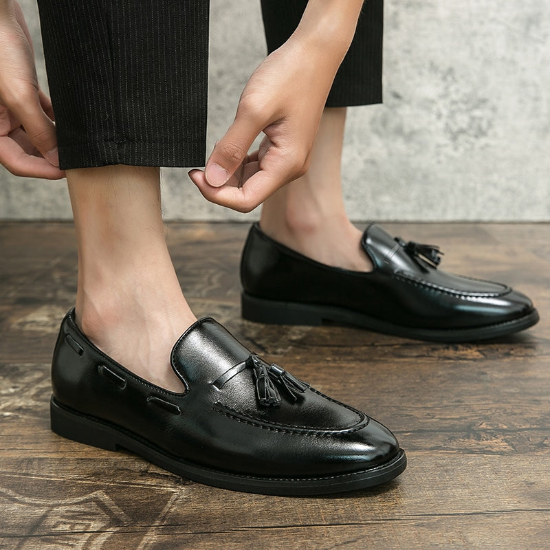 Klassische Quasten-Loafer aus glattem Kunstleder