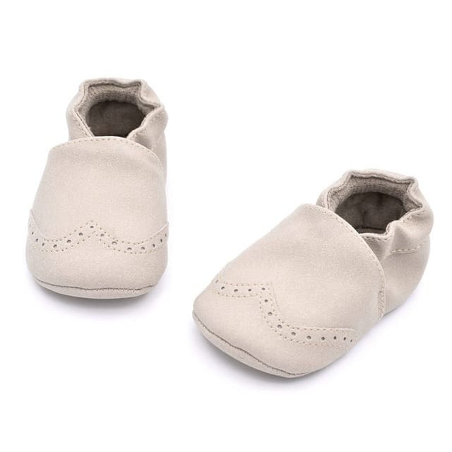 Kleine Kunstleder-Loafer für Babys