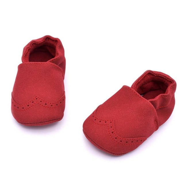 Kleine Kunstleder-Loafer für Babys