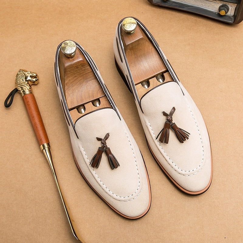 Lässige Herren-Loafer aus echtem Wildleder mit Quasten