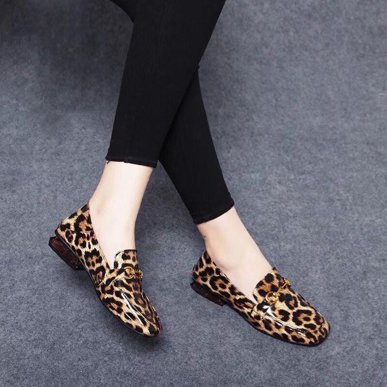 Lackoptik-Loafer mit Leopardenmuster und Blockabsatz für Damen