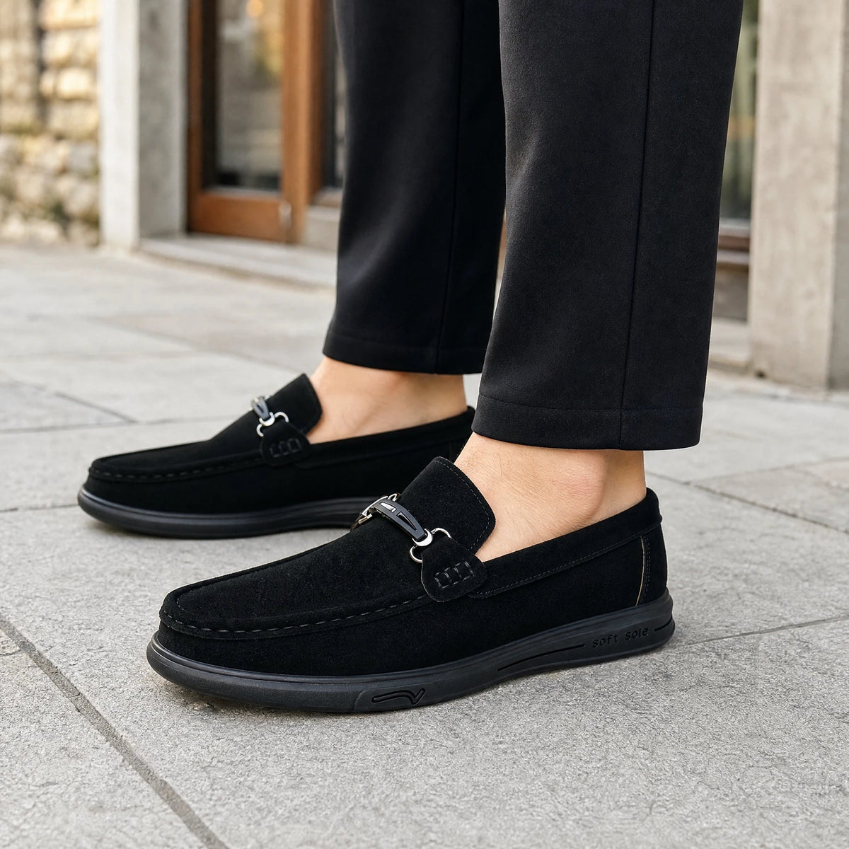 Herren-Loafer mit Metallschnalle in Schwarz, Ansicht 3