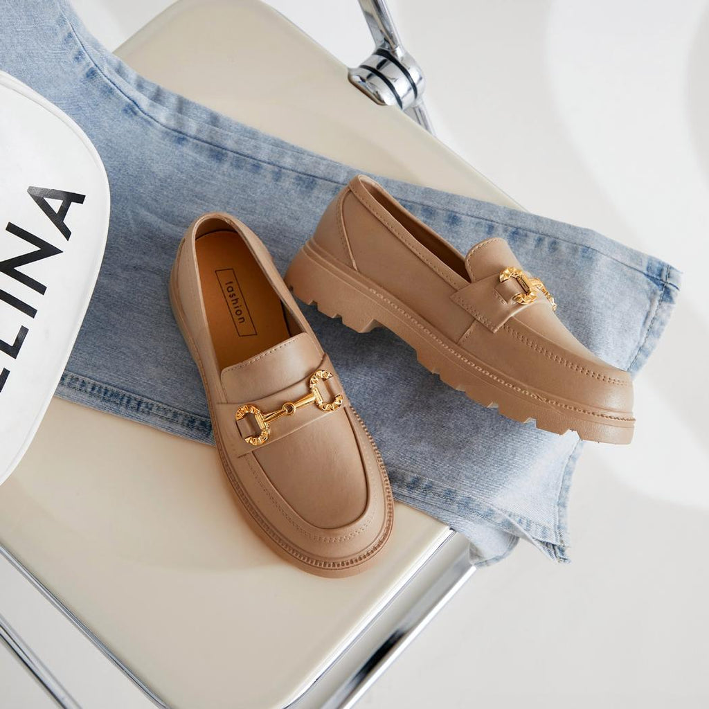 Damen Mokassins mit Plateau und Metallkette