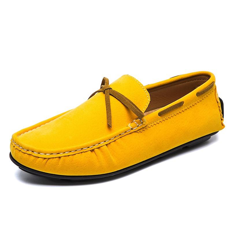 Farbige Herren-Bootsloafer zum Hineinschlüpfen in Wildlederoptik