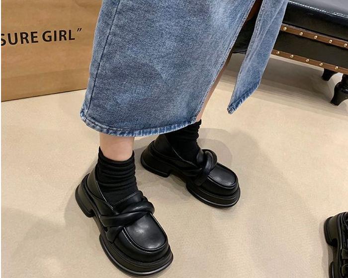 Schwarze Plateau-Loafer aus Kunstleder für Damen