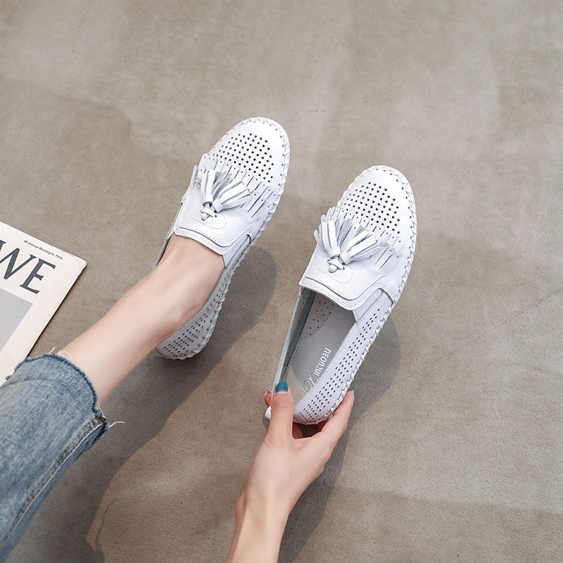 Weiche perforierte Loafer mit Quasten für Damen
