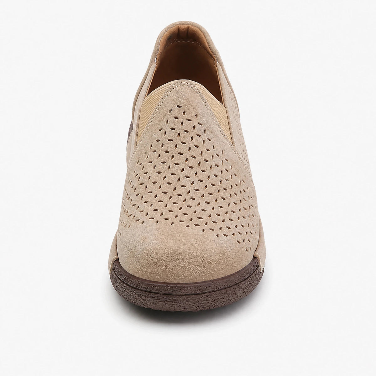 Damen Mokassin aus perforiertem Veloursleder mit Keilsohle in Beige