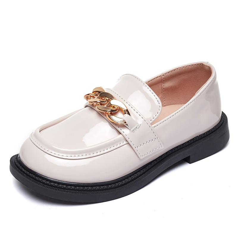 Lackloafer mit glänzender Kette für Mädchen