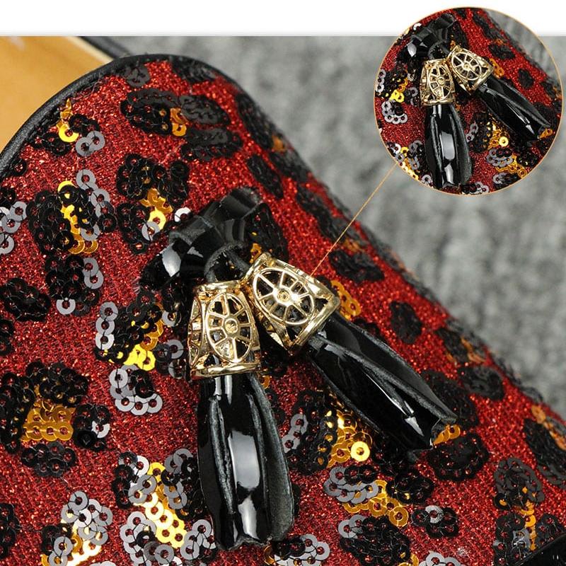 Lackloafer mit Quasten und Pailletten