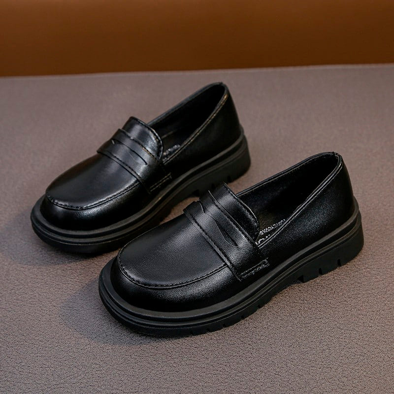 Ledermokassins für Jungen im britischen Stil