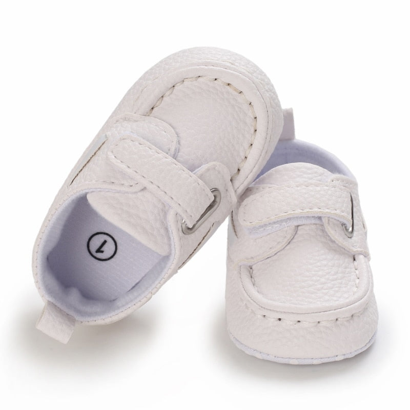 Mokassins mit Klettverschluss im Bootsstil für Babys