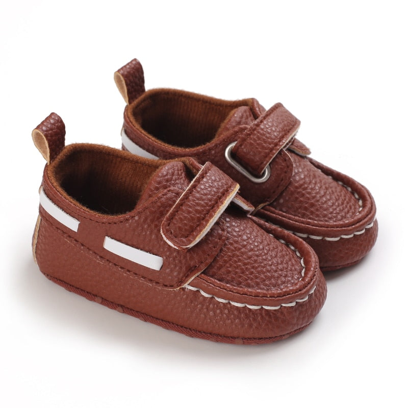 Mokassins mit Klettverschluss im Bootsstil für Babys
