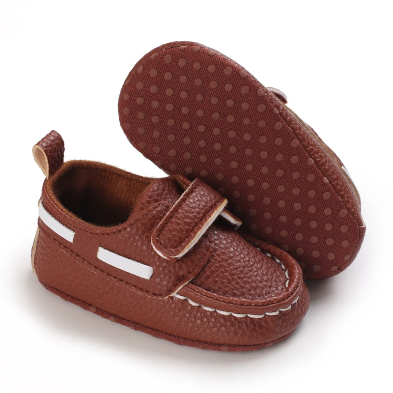 Mokassins mit Klettverschluss im Bootsstil für Babys