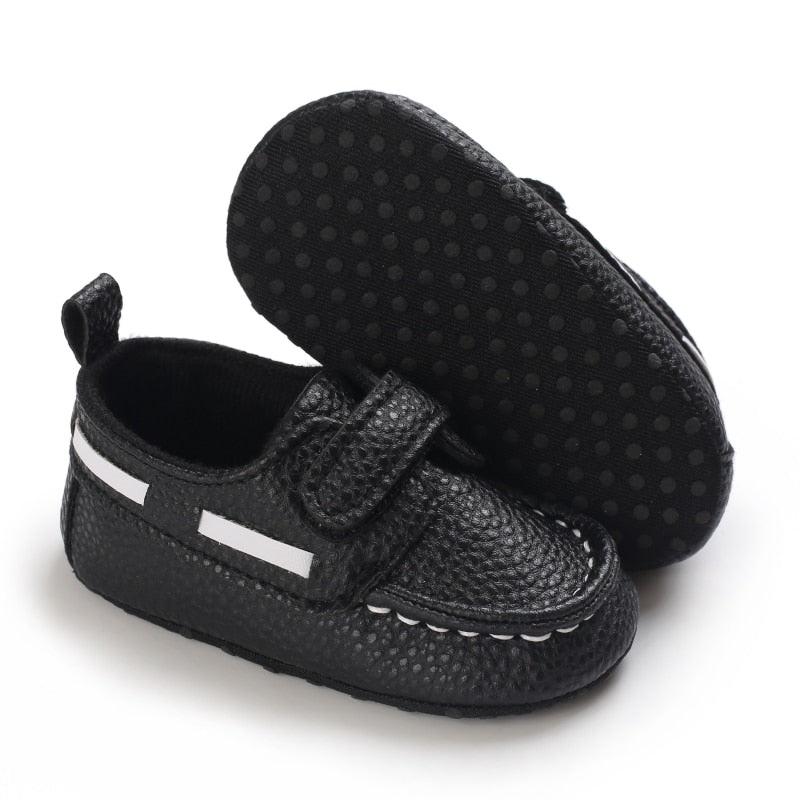 Mokassins mit Klettverschluss im Bootsstil für Babys
