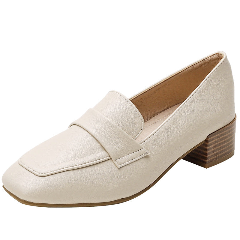 Klassische Damen-Loafer mit kleinem Blockabsatz