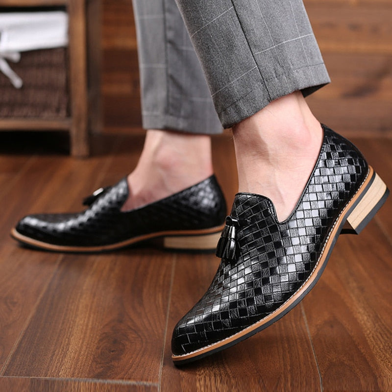 Quasten-Loafer aus Leder mit Flechtoptik