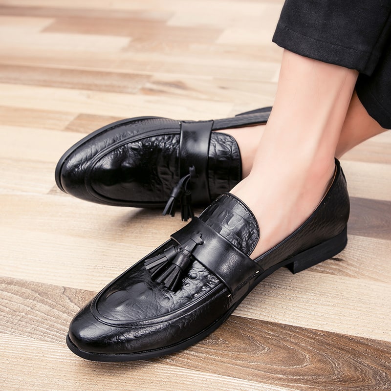 Loafer mit Quasten in Krokodilleder-Optik