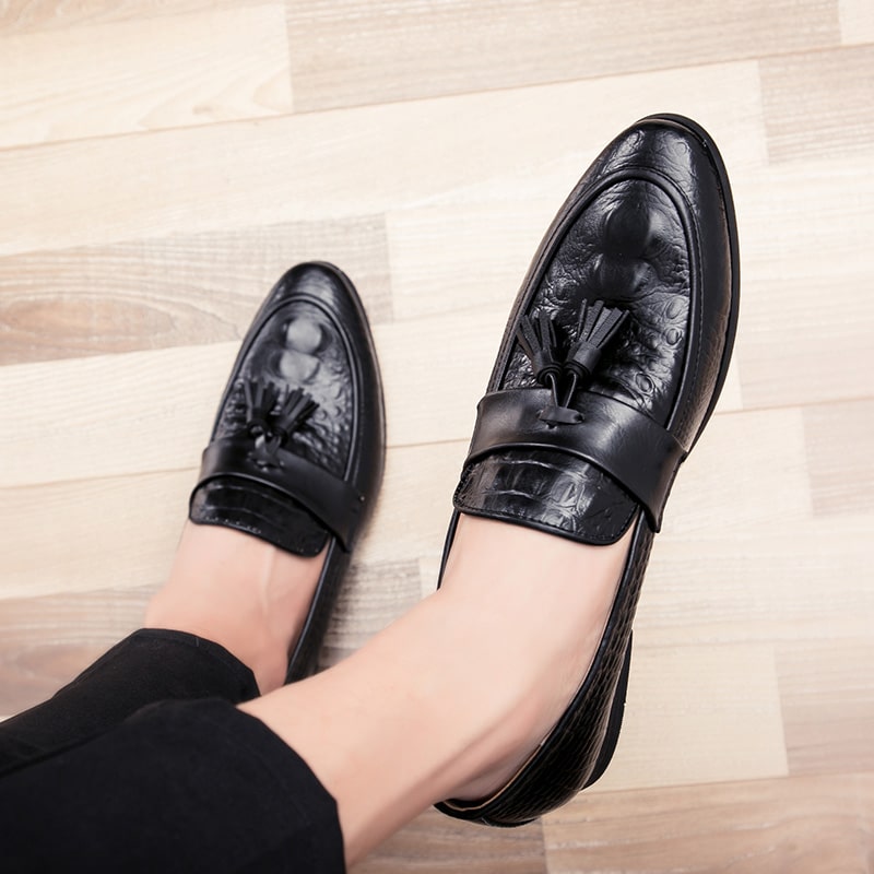 Loafer mit Quasten in Krokodilleder-Optik