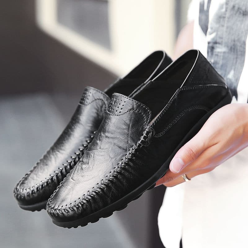 Schwarze Slipper aus Kunstleder für Herren