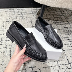 Penny Loafer Damen, schick und zeitlos, Schwarz