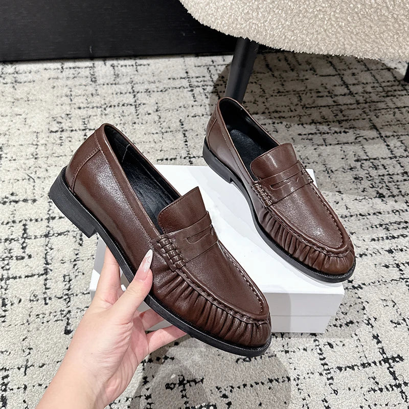 Penny Loafer Damen glatte Lederoptik in Cognac, Paar von vorn