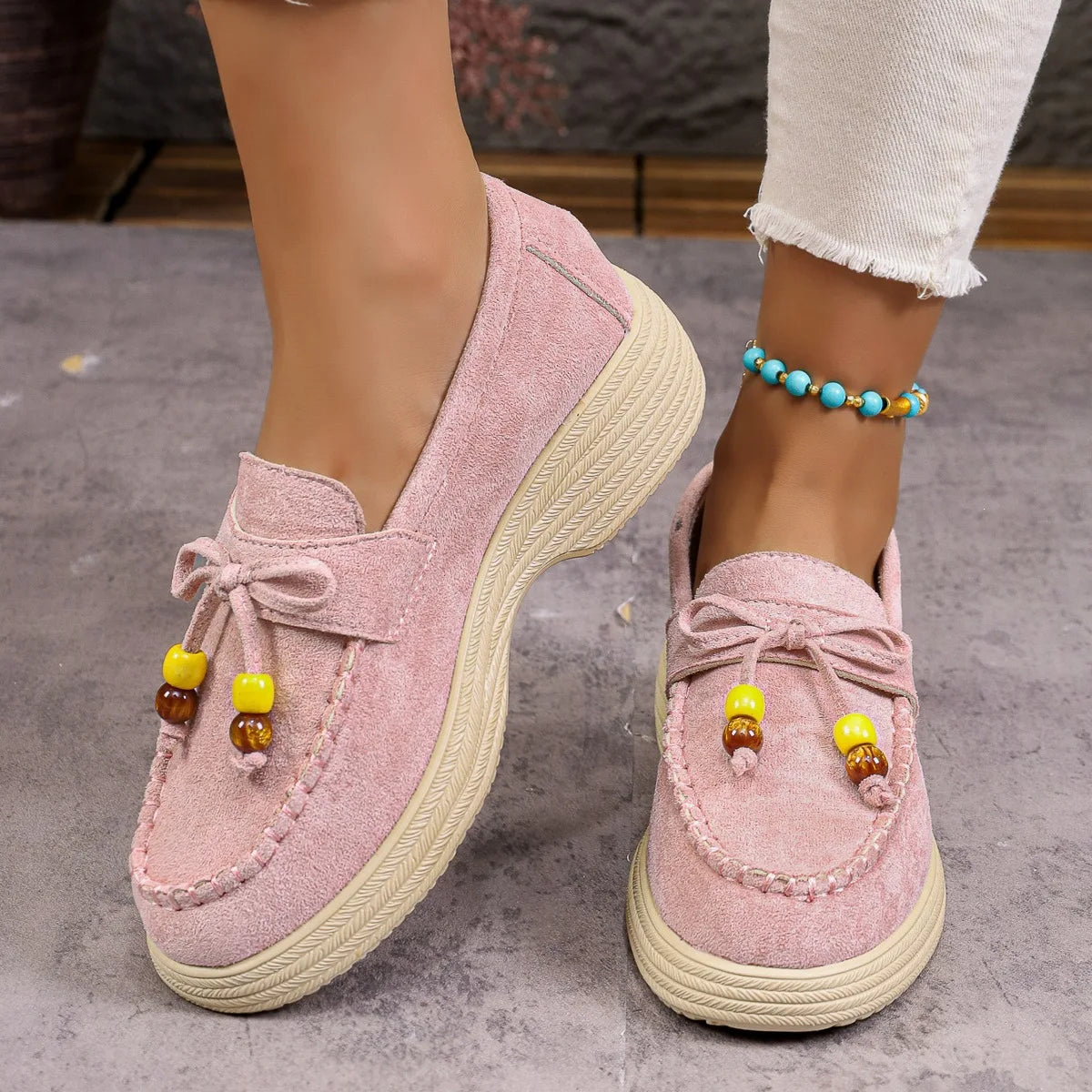Schleife mit bunten Perlen am Damen-Loafer