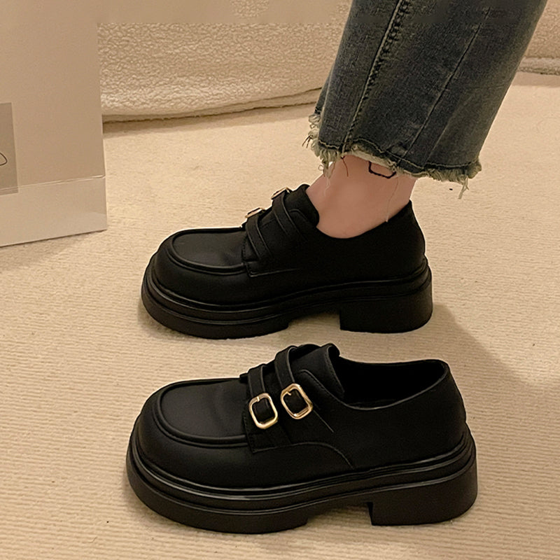 Plateau-Mokassins mit Riemen für Damen