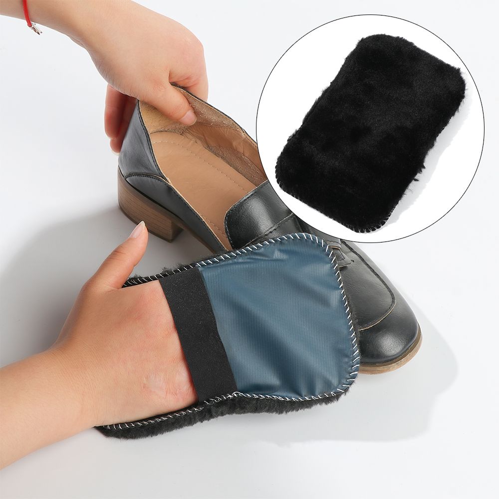 Reinigungshandschuh für Lederschuhe