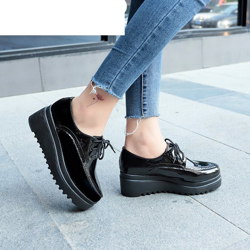 Schnür-Loafer mit dicker Sohle für Damen