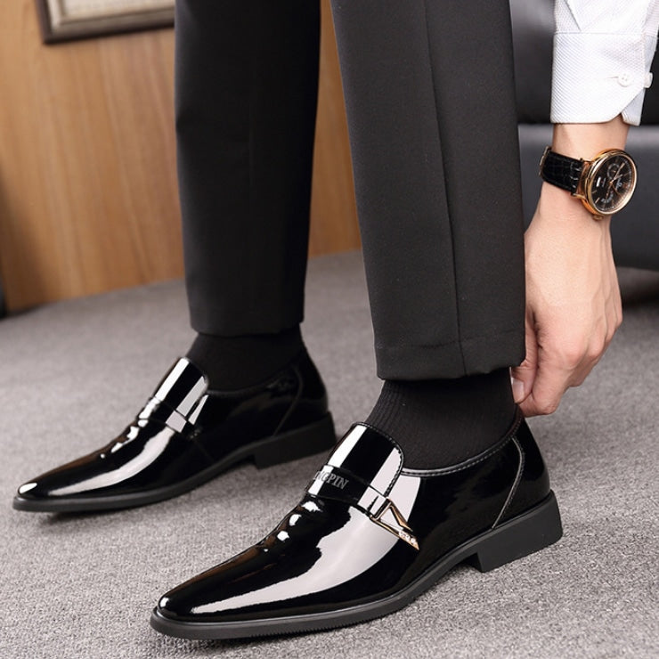 Luxuriöse schwarze Lackleder-Loafer