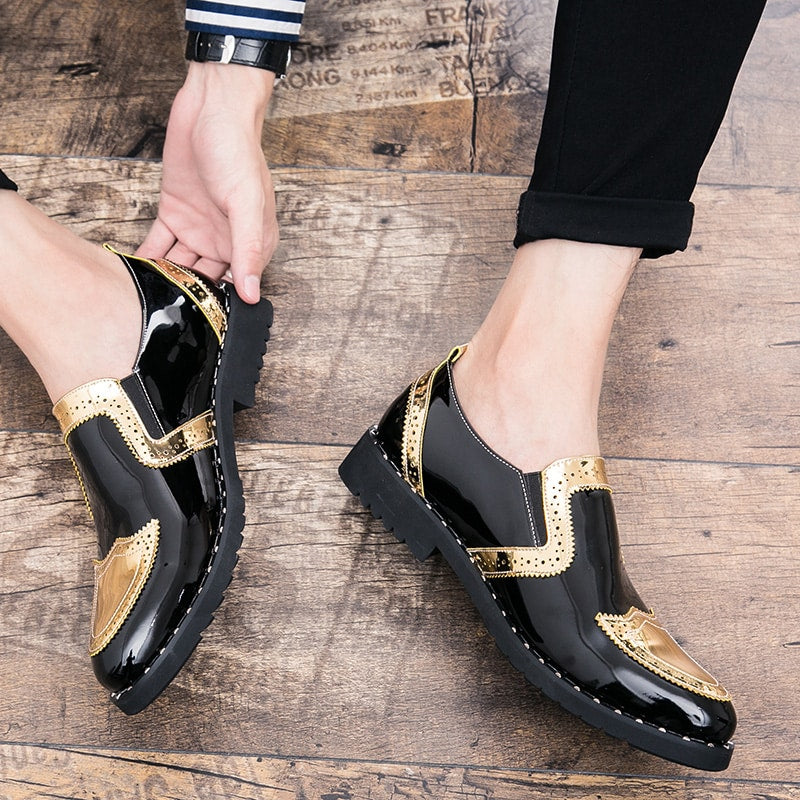 Schwarz-goldene Lackleder-Loafer für Herren