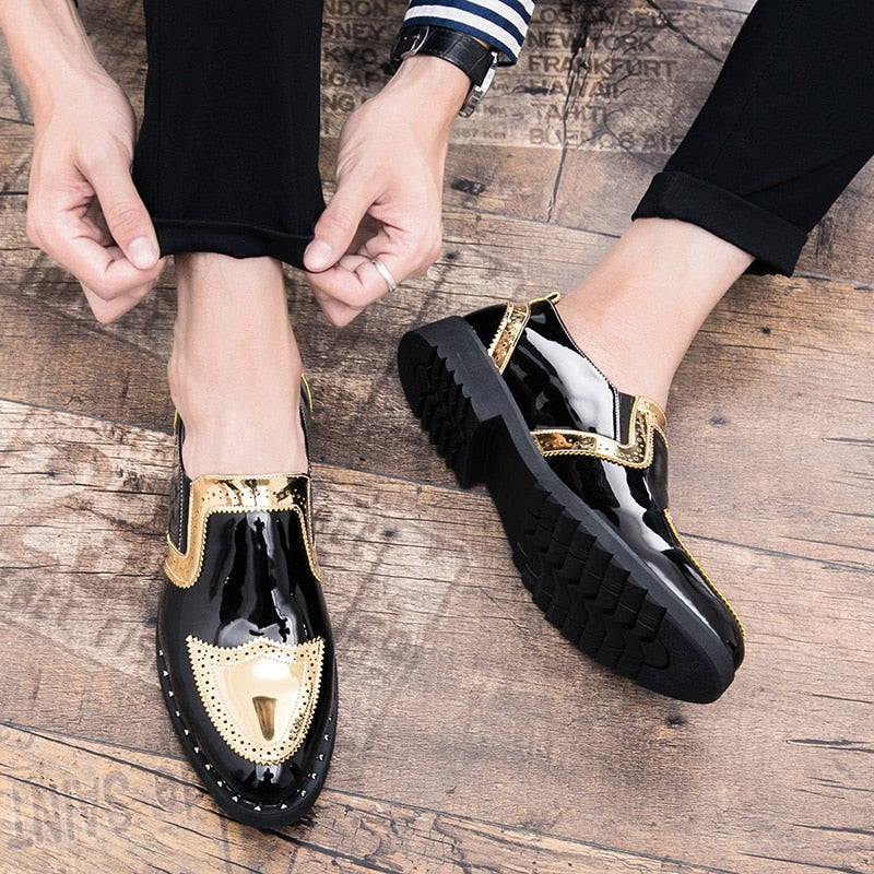 Schwarz-goldene Lackleder-Loafer für Herren