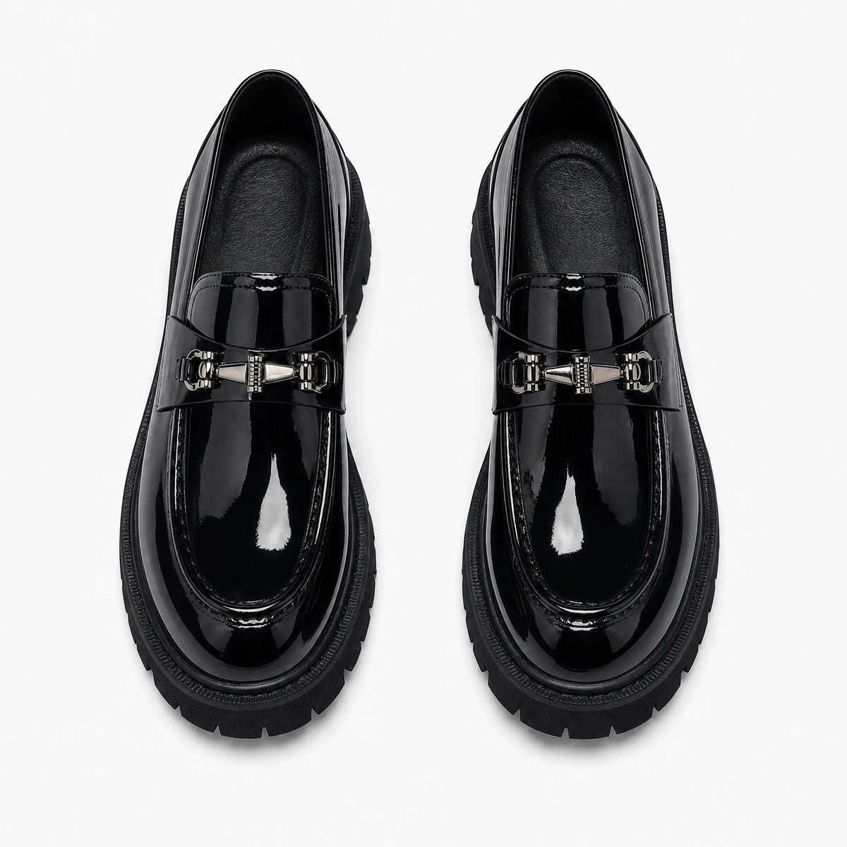 Schwarzer Herren Loafer Lack dicke Profilsohle, Gesamtansicht