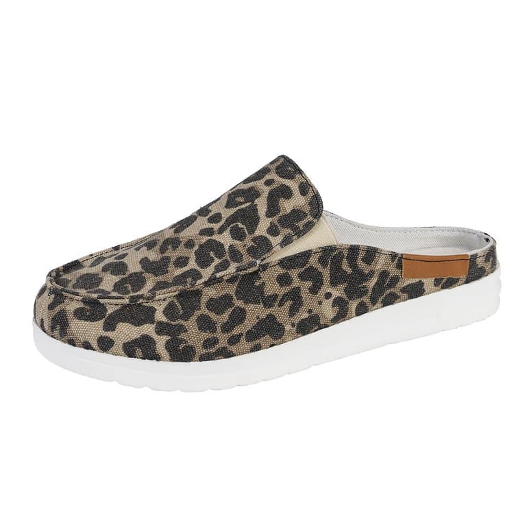 Sportliche Pantoletten-Loafer aus Leoparden-Canvas mit dicker Sohle