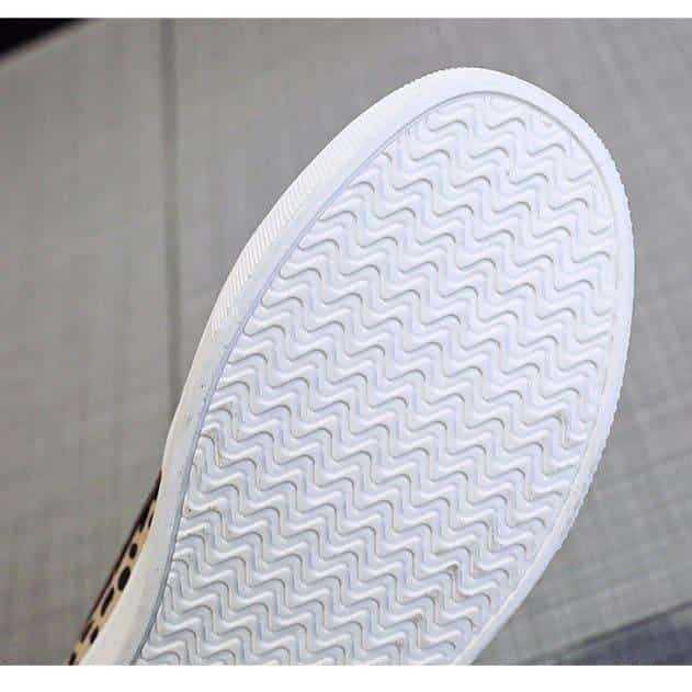 Streetwear-Loafer mit Plateausohle und Leopardenmuster