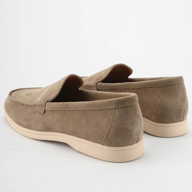 Weiche Herren Loafer aus Veloursleder mit heller Sohle in Camel, Ansicht 4